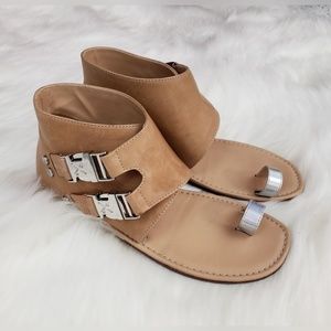 Donald Pliner nude Sandal * Ankle Cuff *